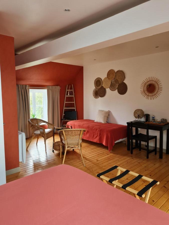 Bed and Breakfast Domaine De La Cour Vautier Mandeville-en-Bessin Exterior foto