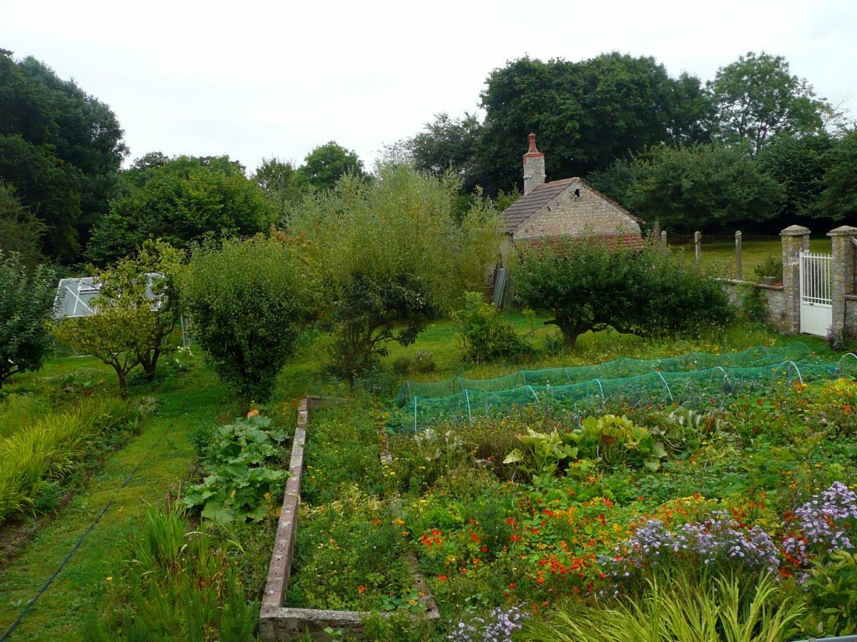 Bed and Breakfast Domaine De La Cour Vautier Mandeville-en-Bessin Exterior foto